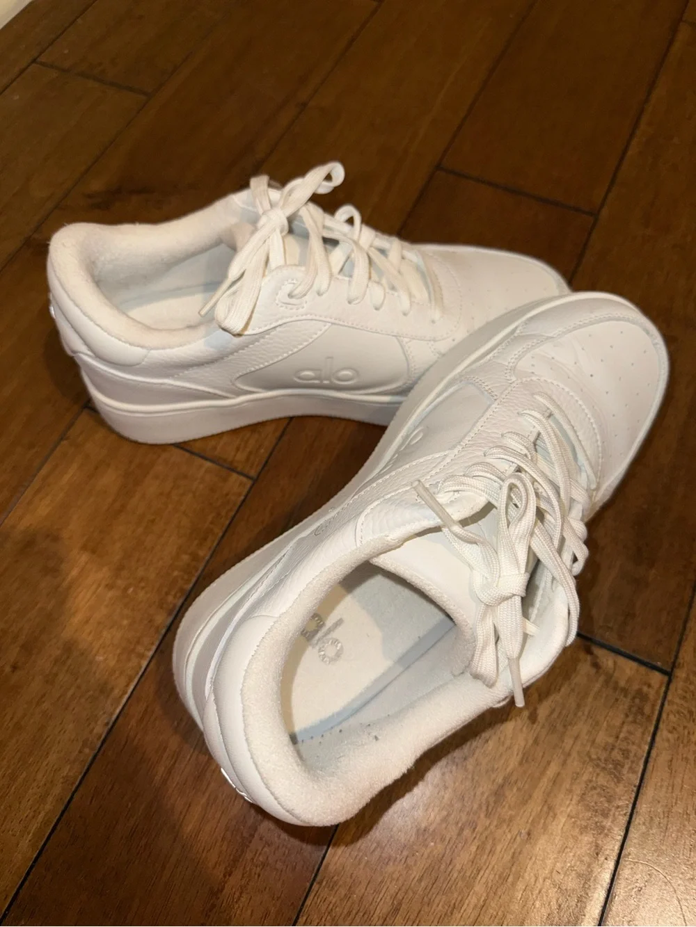 ALO Recovery Mode Sneaker in Natural White